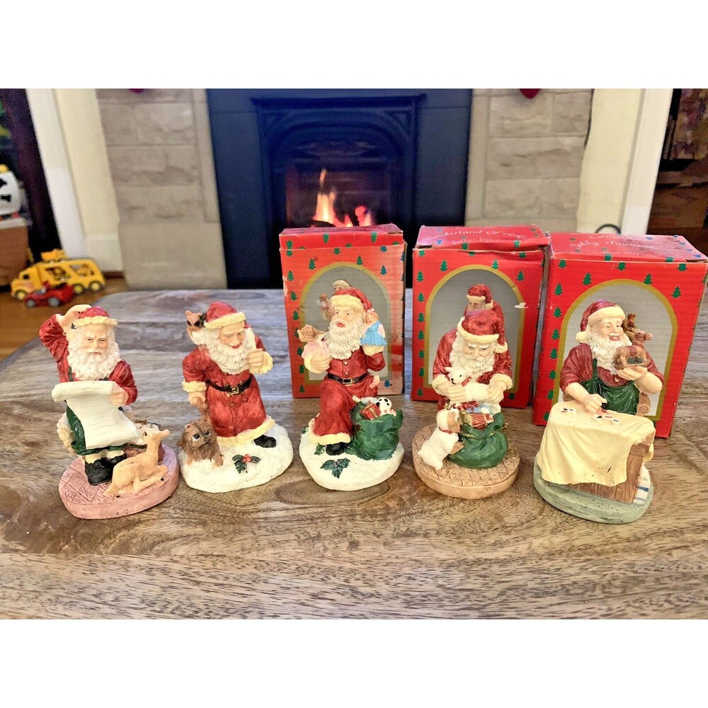BRINN'S Santa Clause Figurines 1992 Handcrafted Vintage Christmas (lot of 5)